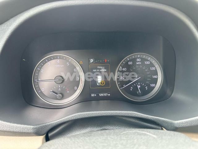 Photo 10 of 2016 HYUNDAI TUCSON LIMITED (VIN KM8J3CA25GU141190)