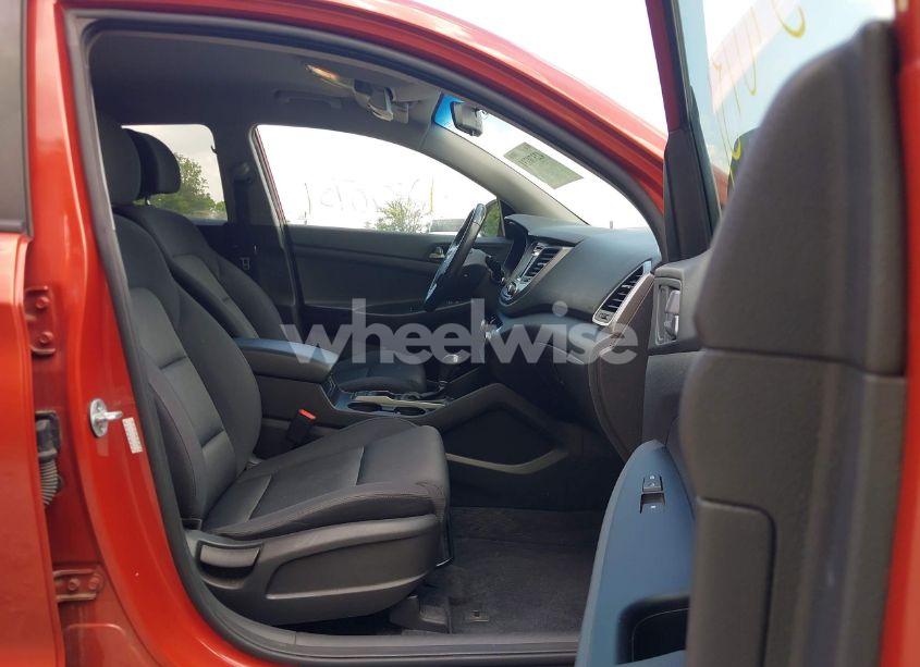 Photo 5 of 2017 Hyundai Tucson SPORT (VIN KM8J3CA25HU518229)