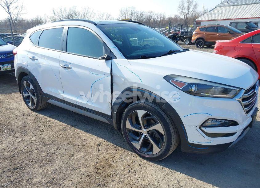Photo 6 of 2018 Hyundai Tucson LIMITED (VIN KM8J3CA25JU616845)