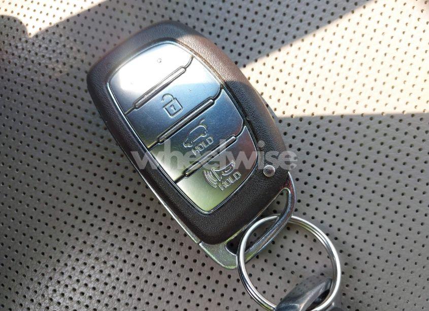 Photo 11 of 2016 Hyundai Tucson LIMITED (VIN KM8J3CA27GU142714)