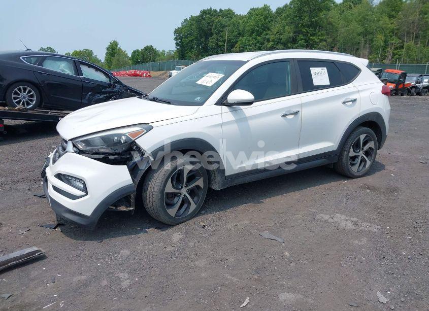 Photo 2 of 2016 Hyundai Tucson LIMITED (VIN KM8J3CA27GU142714)