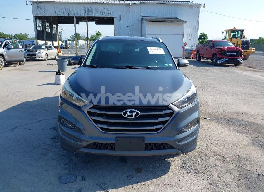 Photo 13 of 2016 Hyundai Tucson SPORT (VIN KM8J3CA28GU023182)