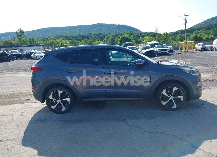 Photo 14 of 2016 Hyundai Tucson SPORT (VIN KM8J3CA28GU023182)