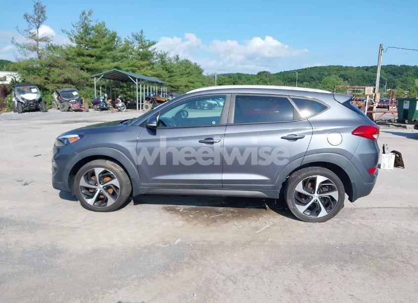Photo 15 of 2016 Hyundai Tucson SPORT (VIN KM8J3CA28GU023182)