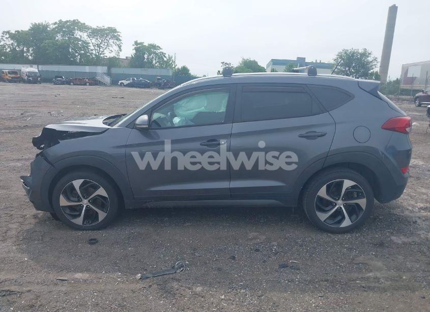 Photo 14 of 2016 Hyundai Tucson SPORT (VIN KM8J3CA28GU095533)