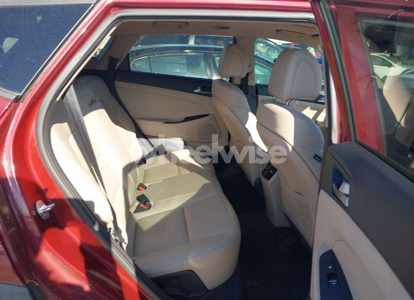 Photo 8 of 2017 Hyundai Tucson LIMITED (VIN KM8J3CA29HU307924)