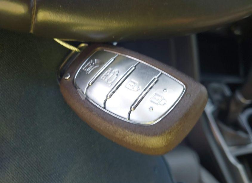 Photo 11 of 2018 Hyundai Tucson LIMITED (VIN KM8J3CA29JU607050)