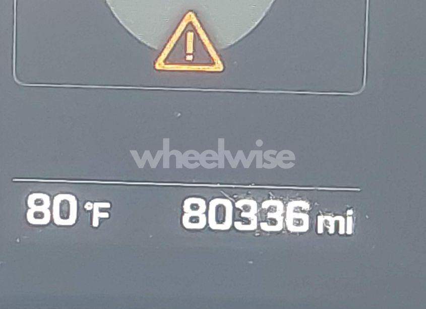 Photo 16 of 2018 Hyundai Tucson LIMITED (VIN KM8J3CA29JU607050)