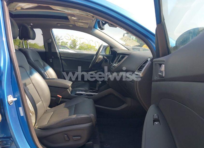 Photo 5 of 2018 Hyundai Tucson LIMITED (VIN KM8J3CA29JU607050)