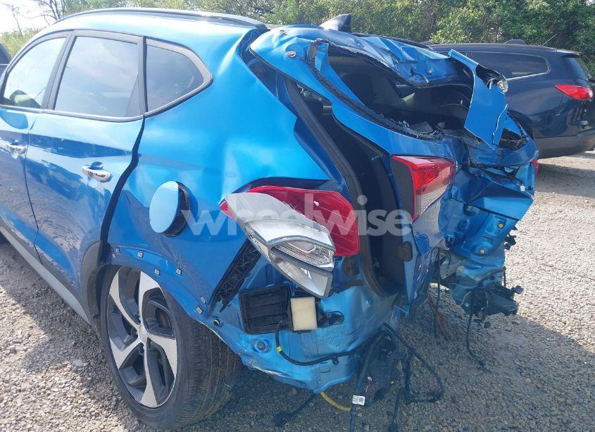 Photo 6 of 2018 Hyundai Tucson LIMITED (VIN KM8J3CA29JU607050)