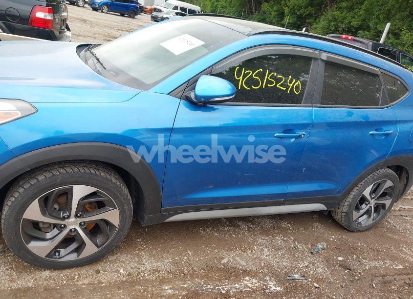 Photo 14 of 2018 Hyundai Tucson VALUE (VIN KM8J3CA29JU715443)