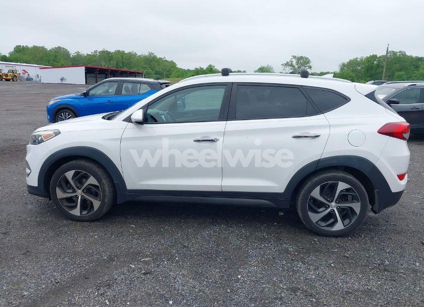 Photo 14 of 2016 Hyundai Tucson LIMITED (VIN KM8J3CA2XGU161189)