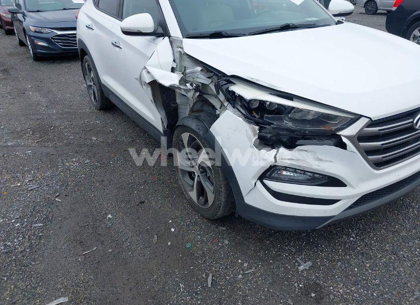 Photo 6 of 2016 Hyundai Tucson LIMITED (VIN KM8J3CA2XGU161189)