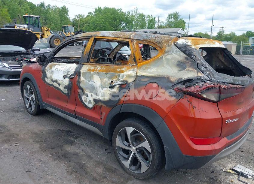 Photo 3 of 2017 Hyundai Tucson LIMITED (VIN KM8J3CA2XHU306510)