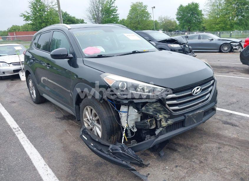 2017 Hyundai Tucson SE (VIN KM8J3CA40HU290786) main photo