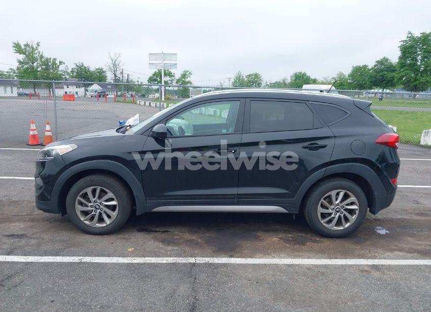 Photo 14 of 2017 Hyundai Tucson SE (VIN KM8J3CA40HU290786)