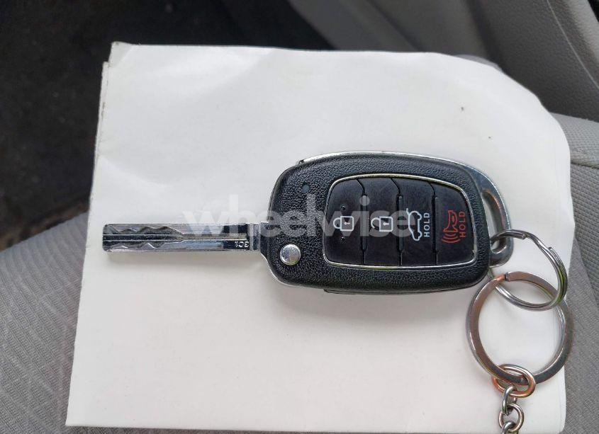 Photo 11 of 2017 Hyundai Tucson SE (VIN KM8J3CA40HU317405)