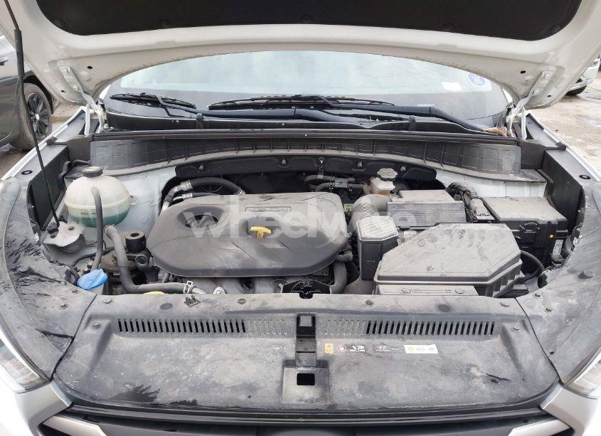 Photo 10 of 2017 Hyundai Tucson SE (VIN KM8J3CA40HU508757)