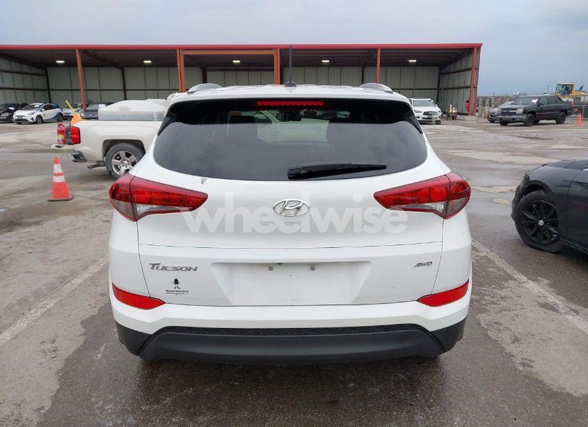 Photo 16 of 2017 Hyundai Tucson SE (VIN KM8J3CA40HU508757)