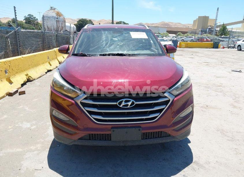 Photo 12 of 2017 Hyundai Tucson SE (VIN KM8J3CA41HU302363)