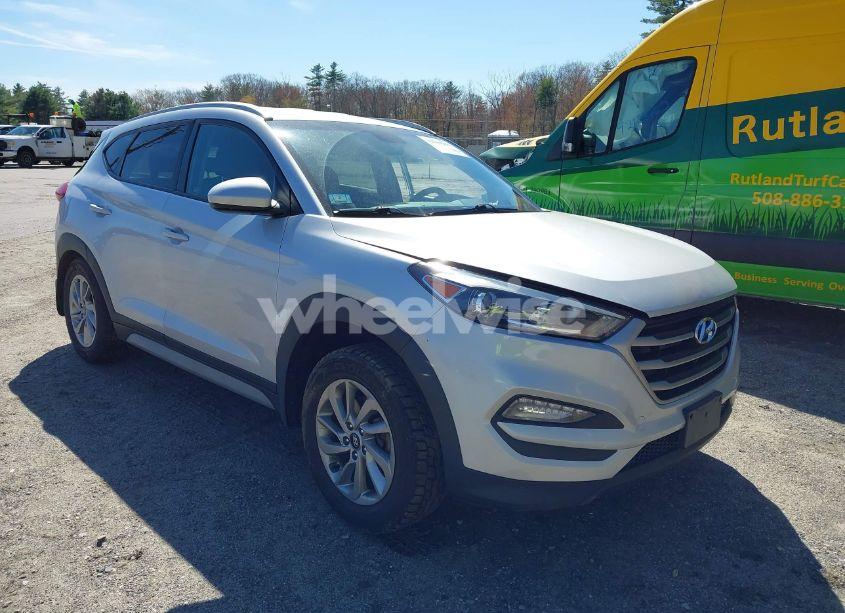 2018 Hyundai Tucson SEL (VIN KM8J3CA42JU771483) main photo