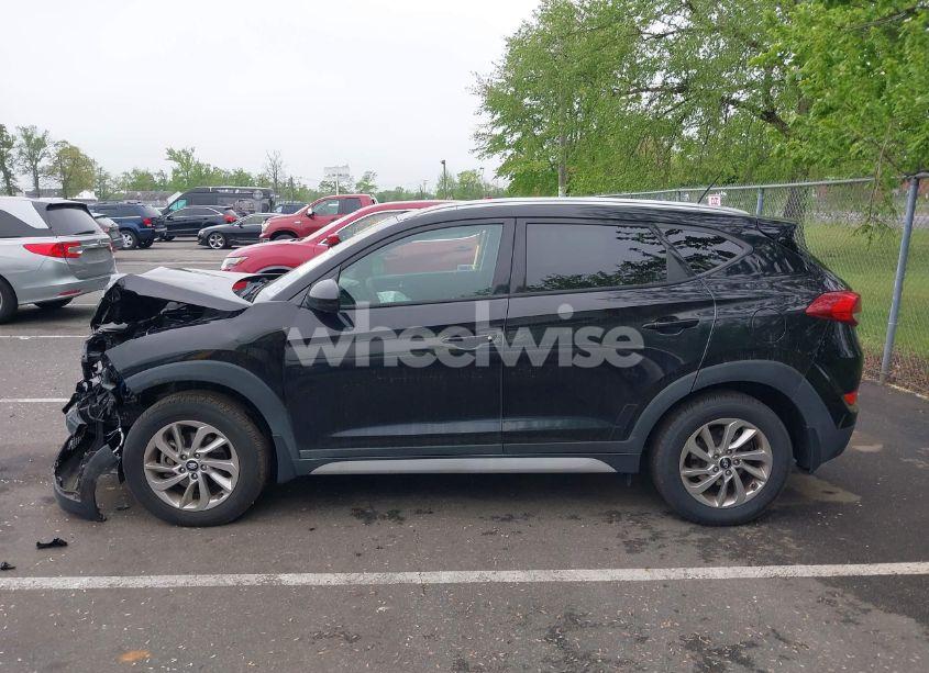 Photo 14 of 2017 Hyundai Tucson SE (VIN KM8J3CA44HU524797)