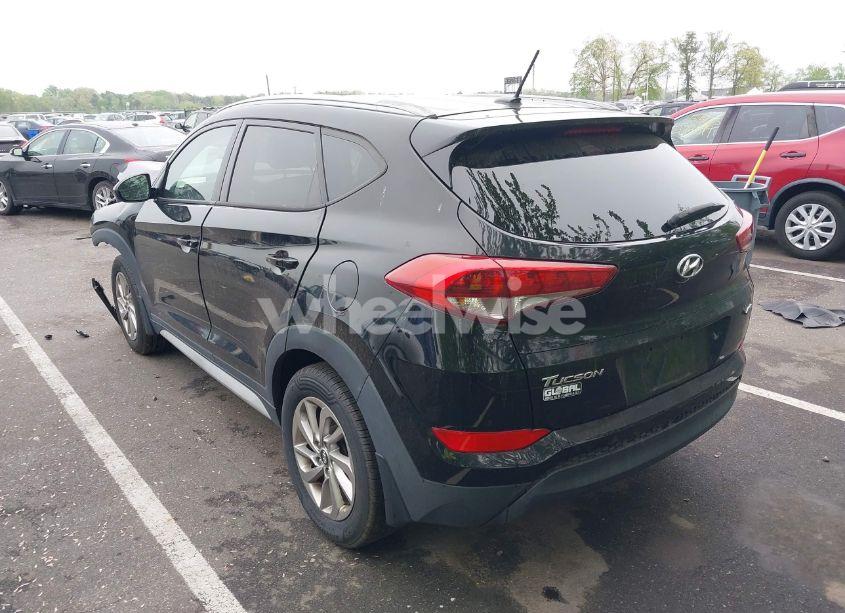 Photo 3 of 2017 Hyundai Tucson SE (VIN KM8J3CA44HU524797)