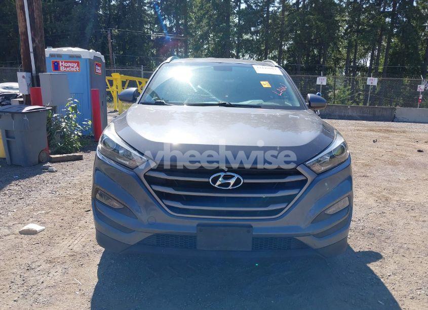 Photo 11 of 2016 Hyundai Tucson SE (VIN KM8J3CA45GU236592)