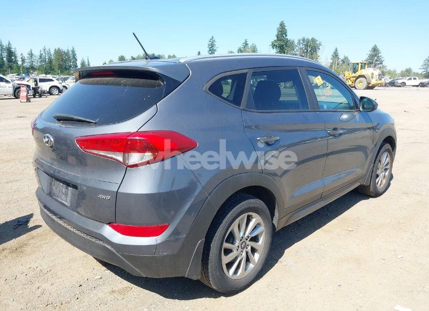 Photo 4 of 2016 Hyundai Tucson SE (VIN KM8J3CA45GU236592)