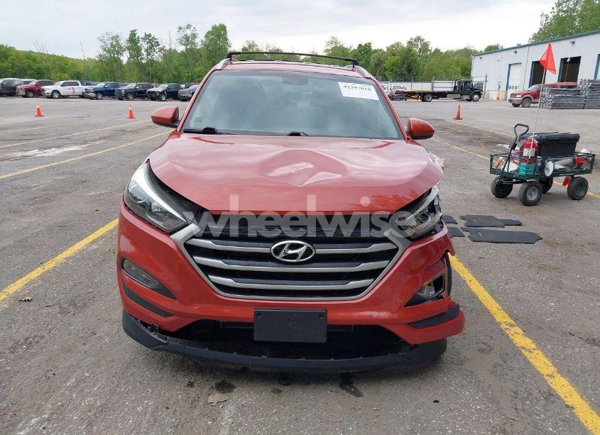 Photo 12 of 2017 Hyundai Tucson SE (VIN KM8J3CA45HU413840)