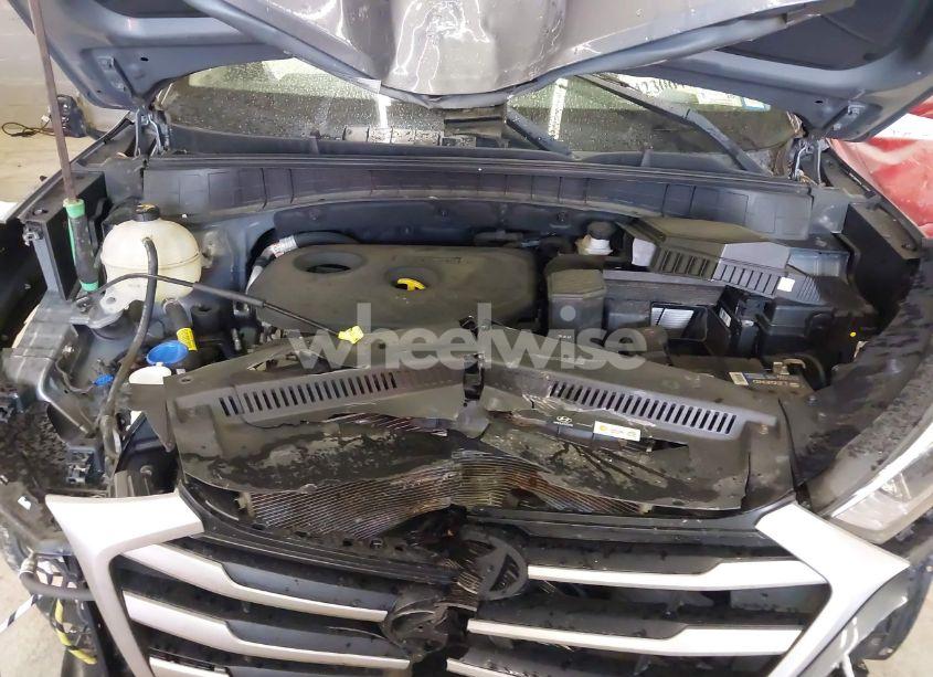 Photo 10 of 2018 Hyundai Tucson SEL (VIN KM8J3CA45JU681289)