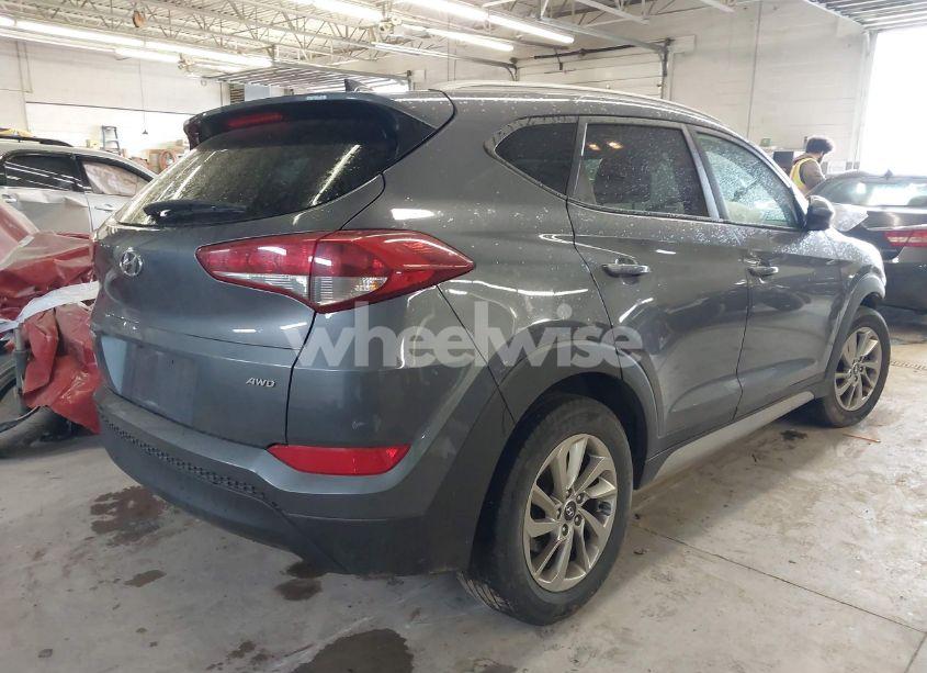 Photo 4 of 2018 Hyundai Tucson SEL (VIN KM8J3CA45JU681289)