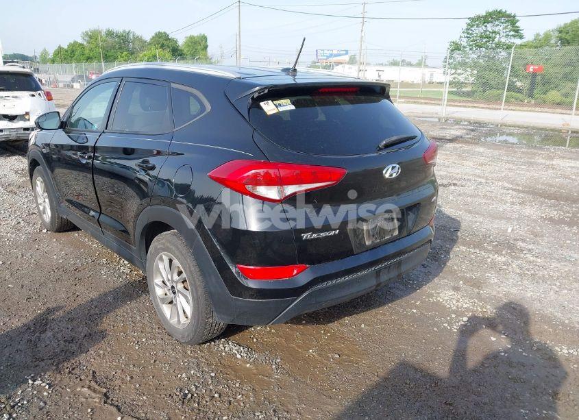 Photo 3 of 2016 Hyundai Tucson SE (VIN KM8J3CA46GU099405)