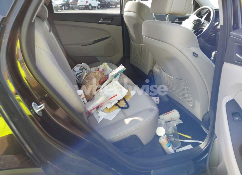 Photo 8 of 2016 Hyundai Tucson SE (VIN KM8J3CA46GU099405)