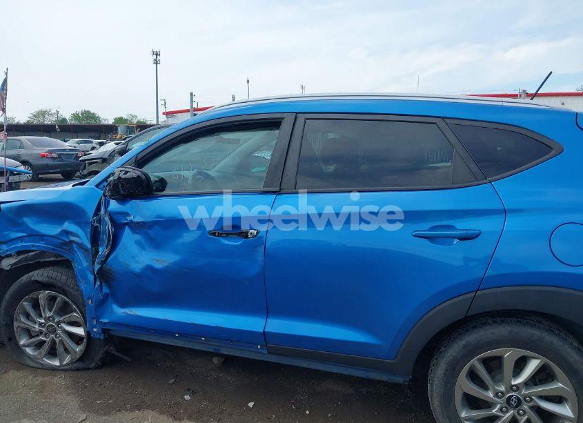 Photo 15 of 2016 Hyundai Tucson SE (VIN KM8J3CA46GU158341)