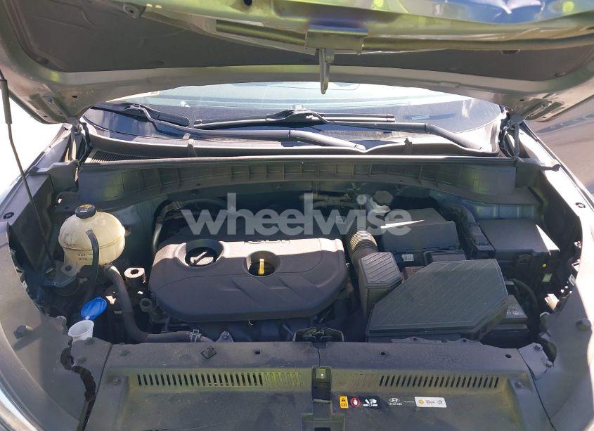 Photo 10 of 2017 Hyundai Tucson SE PLUS (VIN KM8J3CA46HU441212)