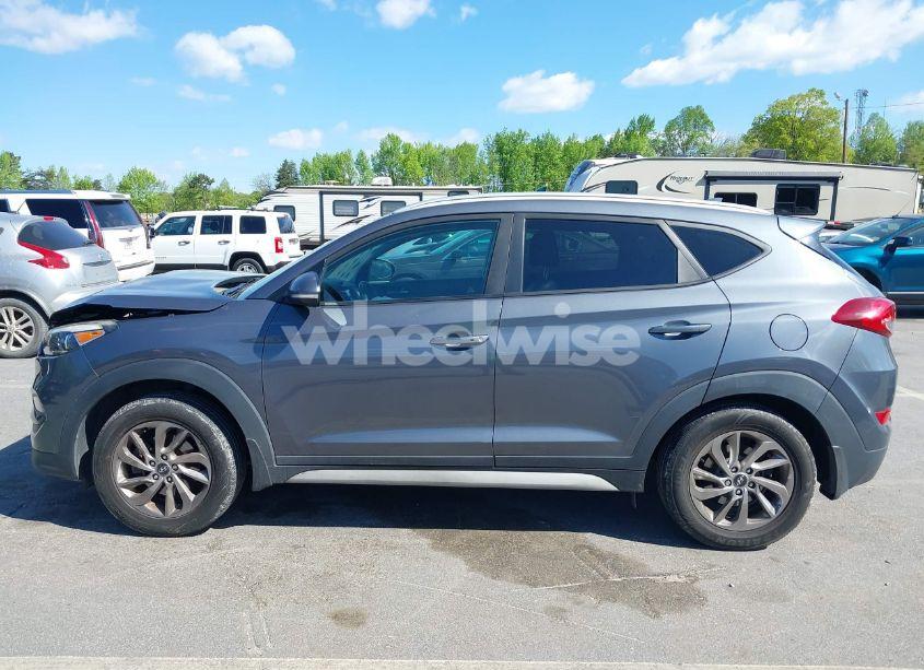 Photo 14 of 2017 Hyundai Tucson SE PLUS (VIN KM8J3CA46HU441212)