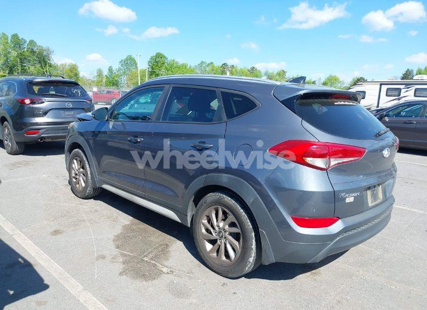 Photo 3 of 2017 Hyundai Tucson SE PLUS (VIN KM8J3CA46HU441212)