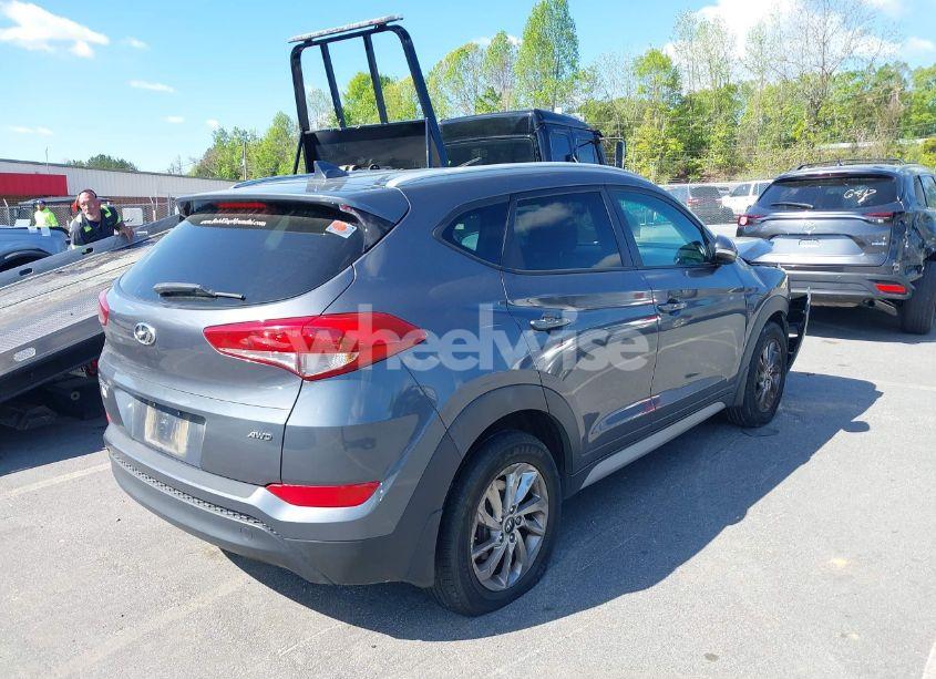 Photo 4 of 2017 Hyundai Tucson SE PLUS (VIN KM8J3CA46HU441212)