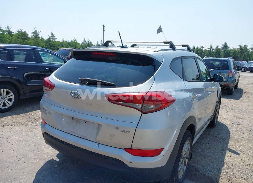 Photo 4 of 2017 Hyundai Tucson SE (VIN KM8J3CA46HU476445)