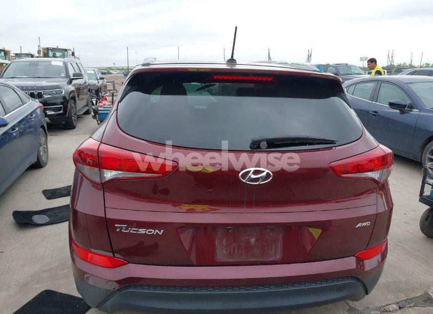 Photo 16 of 2017 Hyundai Tucson SE (VIN KM8J3CA47HU468807)