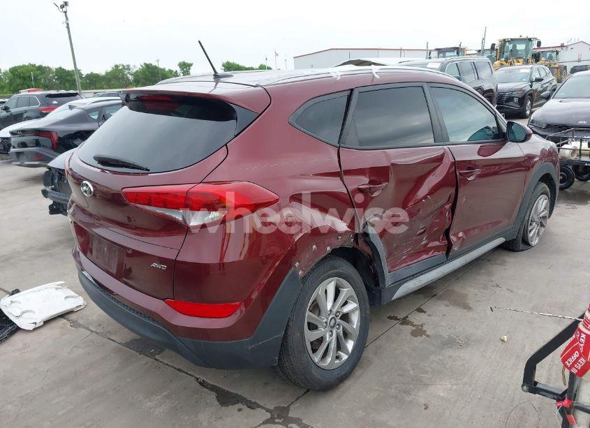 Photo 4 of 2017 Hyundai Tucson SE (VIN KM8J3CA47HU468807)