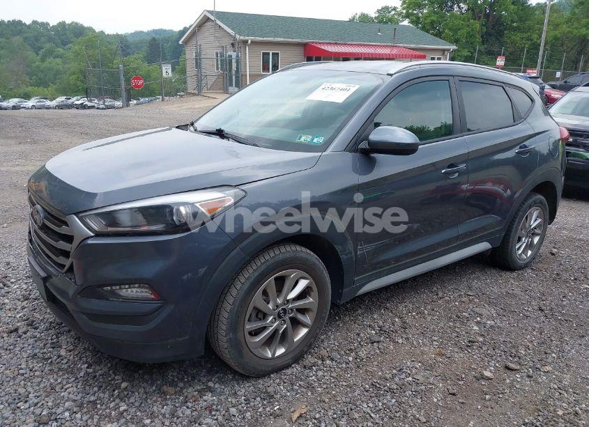 Photo 2 of 2018 Hyundai Tucson SEL (VIN KM8J3CA47JU682850)
