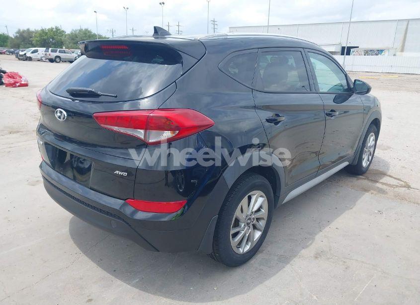 Photo 4 of 2018 Hyundai Tucson SEL (VIN KM8J3CA47JU696408)