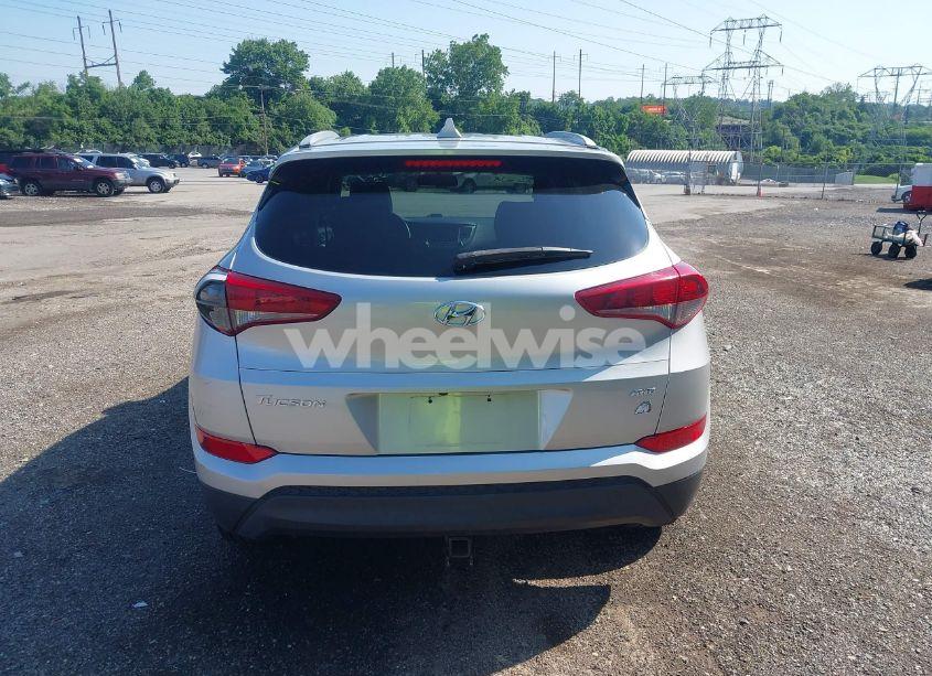Photo 16 of 2018 Hyundai Tucson SEL (VIN KM8J3CA47JU756140)