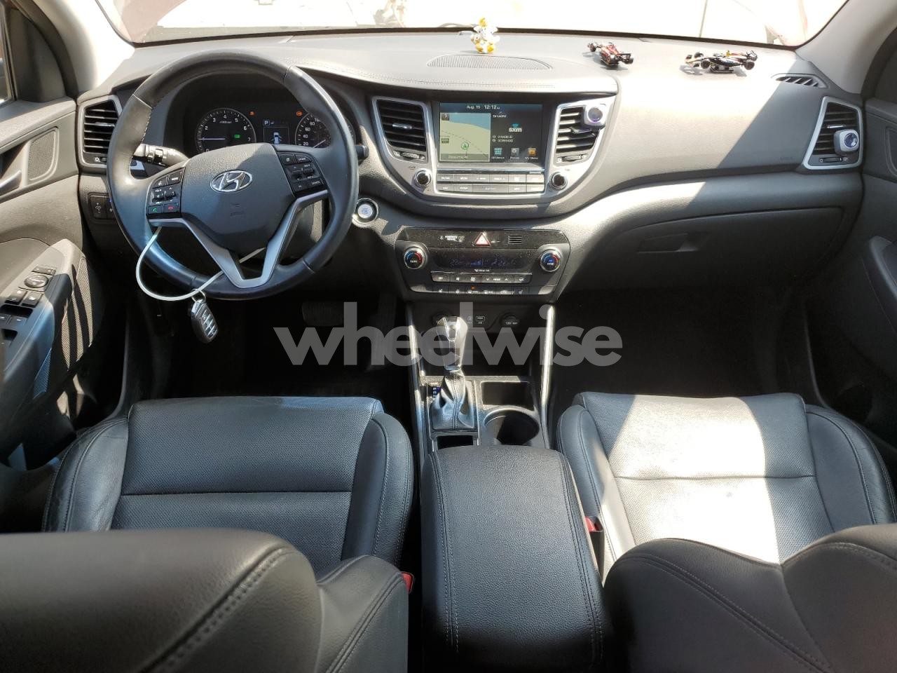 Photo 8 of 2016 HYUNDAI TUCSON LIMITED (VIN KM8J3CA48GU104720)