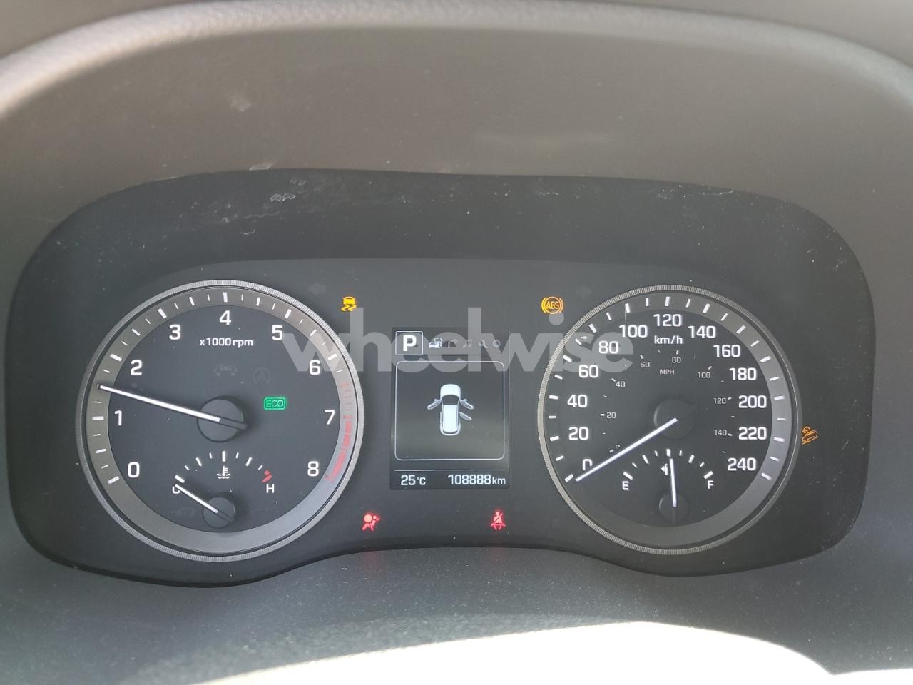 Photo 9 of 2016 HYUNDAI TUCSON LIMITED (VIN KM8J3CA48GU104720)