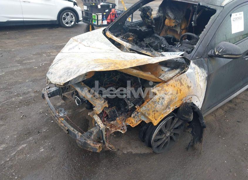 Photo 6 of 2017 Hyundai Tucson SE PLUS (VIN KM8J3CA48HU592939)