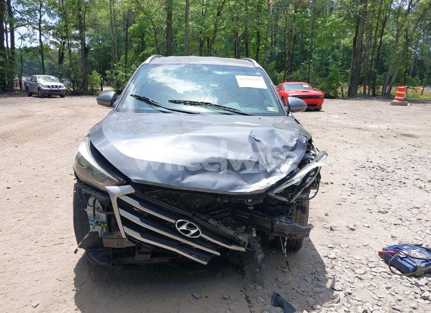 Photo 12 of 2018 Hyundai Tucson SEL (VIN KM8J3CA48JU728282)