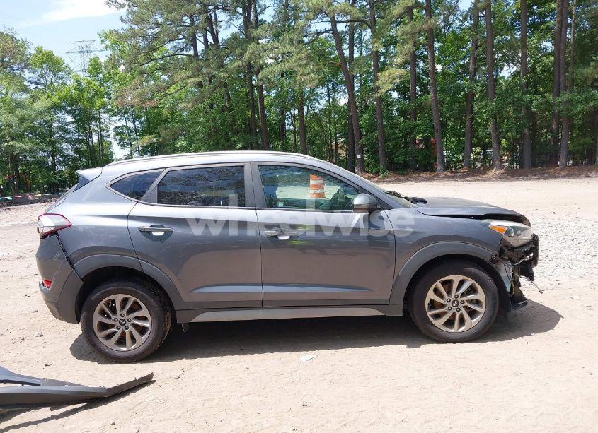 Photo 13 of 2018 Hyundai Tucson SEL (VIN KM8J3CA48JU728282)